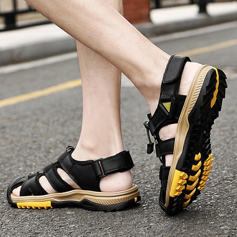 Сандалии модные уличные спортивные настоящие кожаные туфли с носками повседневные тапочки новые летние дышащие мужские пляжные туфли