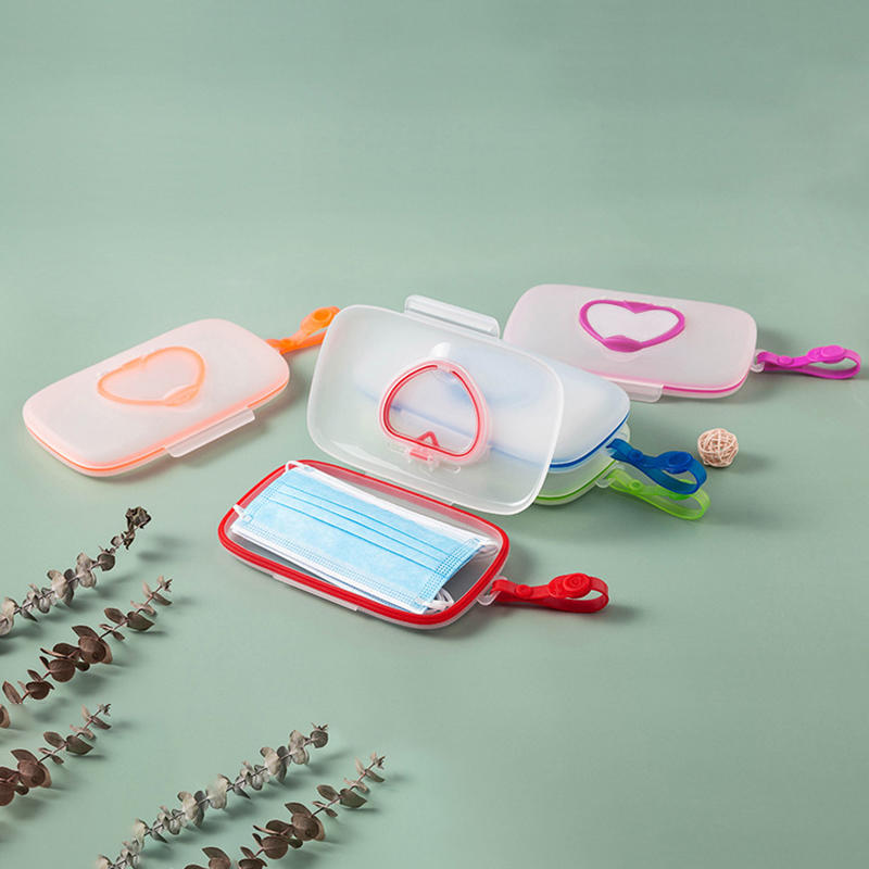 1 шт. Портативный контейнер для хранения влажных салфеток и масок в форме сердца из полипропилена с защелкой для детских путешествий, держатель для салфеток
