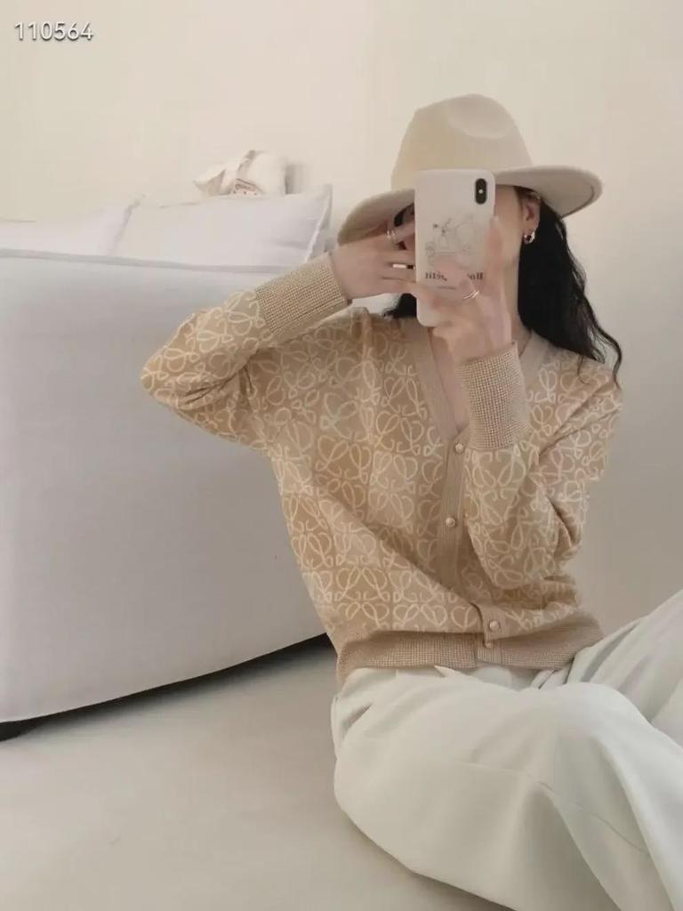 2023 Spring European Contrast Jacquard Collar Knit Women's Long Sleeve Cardigan Sweater