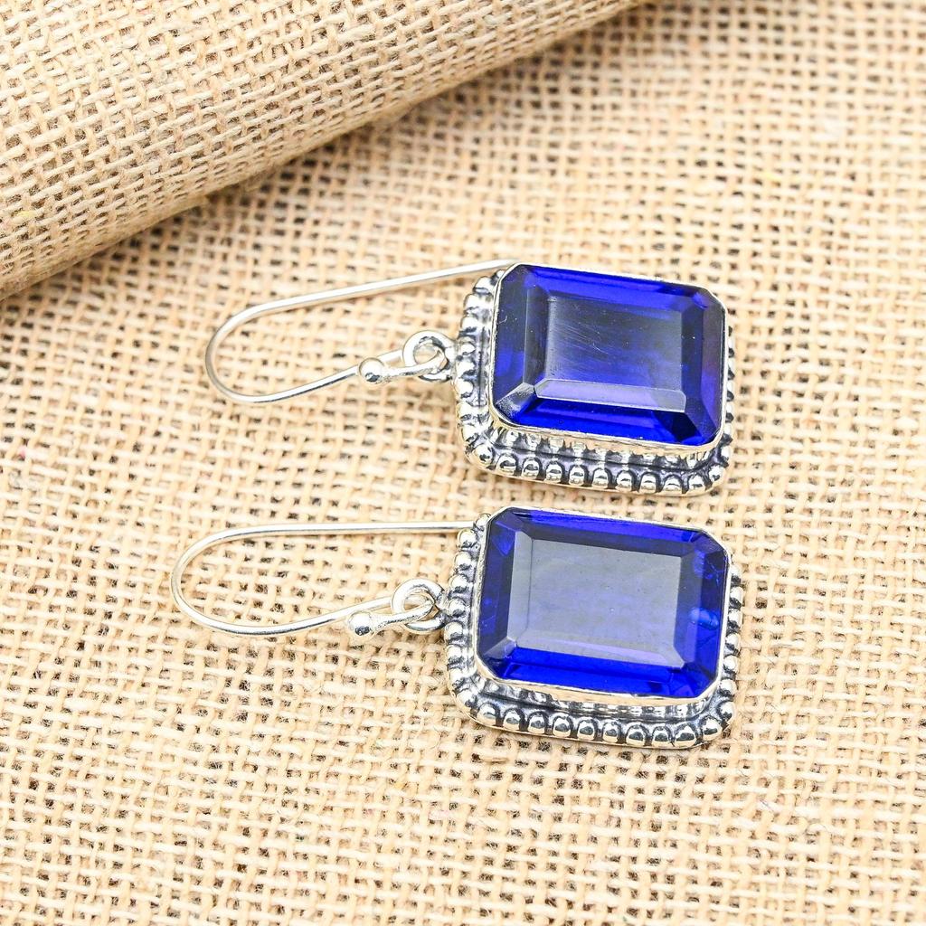 Ювелирные серьги ручной работы из стерлингового серебра 925 пробы с синим сапфиром и драгоценным камнем, созданные в лаборатории для нее