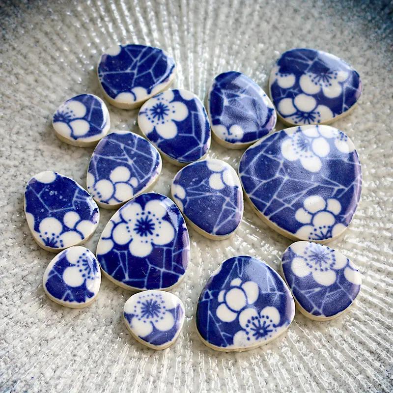 100g DIY Ceramic Mosaic Tiles Glass Leaf Petal Shape Handmade Ornaments Tiles Wall Crafts Crystal for Decorative Material Cerh1