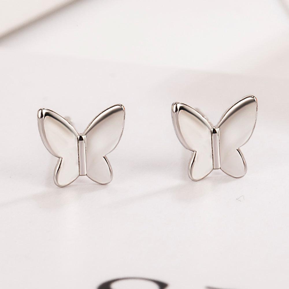 Small and Personalized Butterfly Studs Women's Fresh Earrings Cute Simple Student Girlfriends Elegant Small Butterfly Earrings