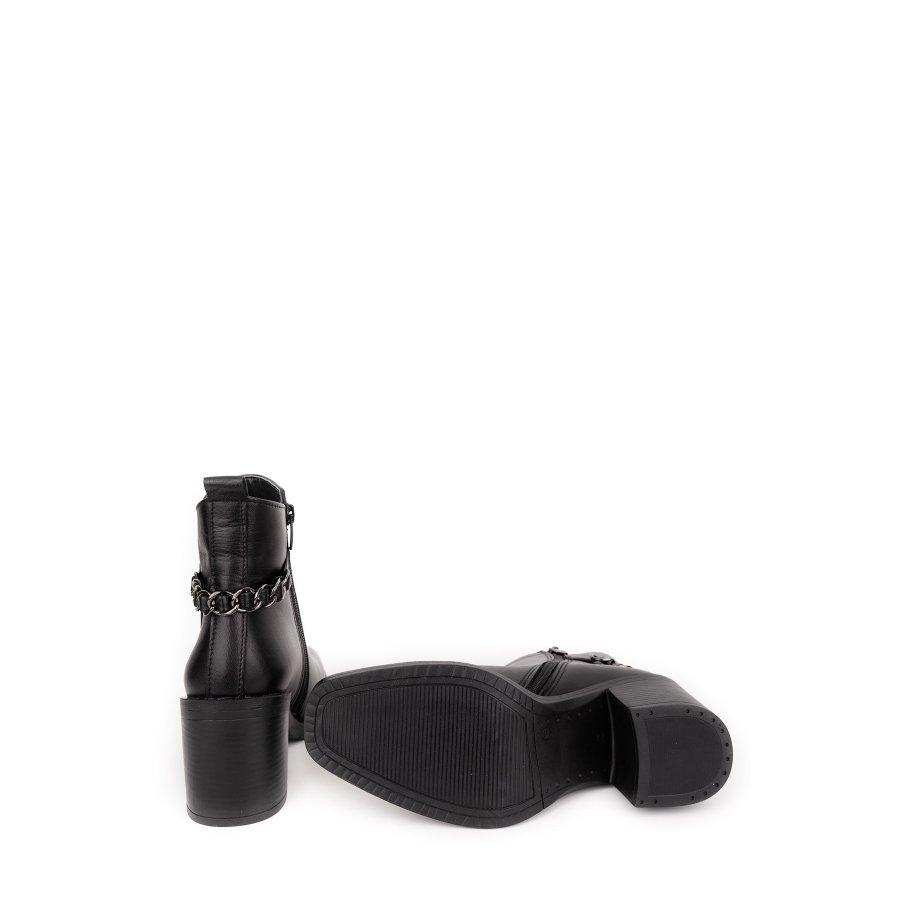 Женские стильные ботинки из натуральной кожи на среднем массивном каблуке