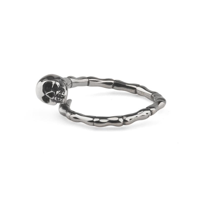 Xiangxu Ретро Кольцо С Черепом и Костью Руки из Сплава - Панк, Хип-Хоп Стиль