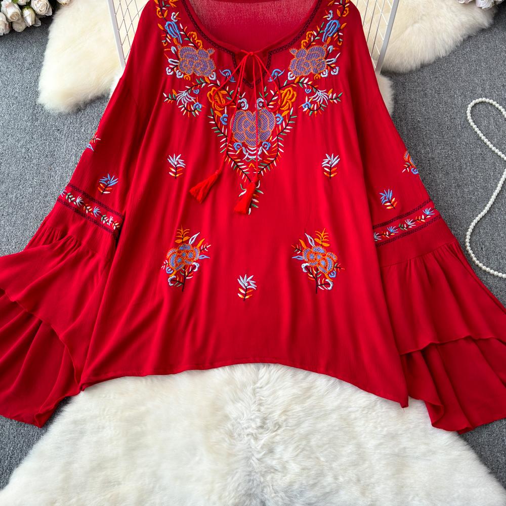 Блузки с вышивкой в богемном этническом стиле, блузка с расклешенными рукавами на шнуровке и круглым вырезом, летние топы для пляжного отдыха и отдыха