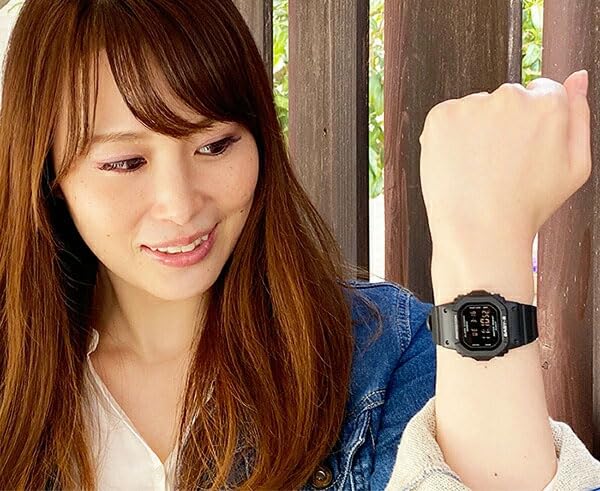 Casio Парные часы и оригинальный парный набор футляров для наручных часов [CASIO] G-SHOCK BABY-G Кварцевые, В комплекте, 2, Аналогово-цифровые, DW-5600UBB-1JF