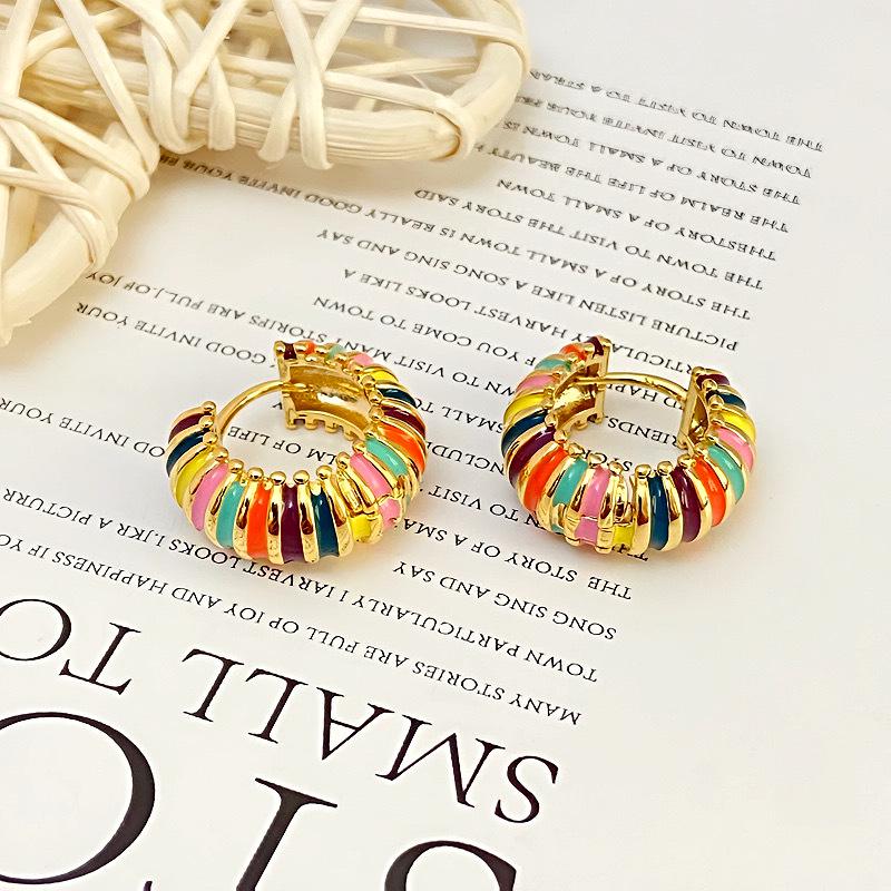Элегантные ретро серьги-капли с дофаминовым эффектом: Красочные и универсальные клипсы-круги для ушей для роскошного штриха