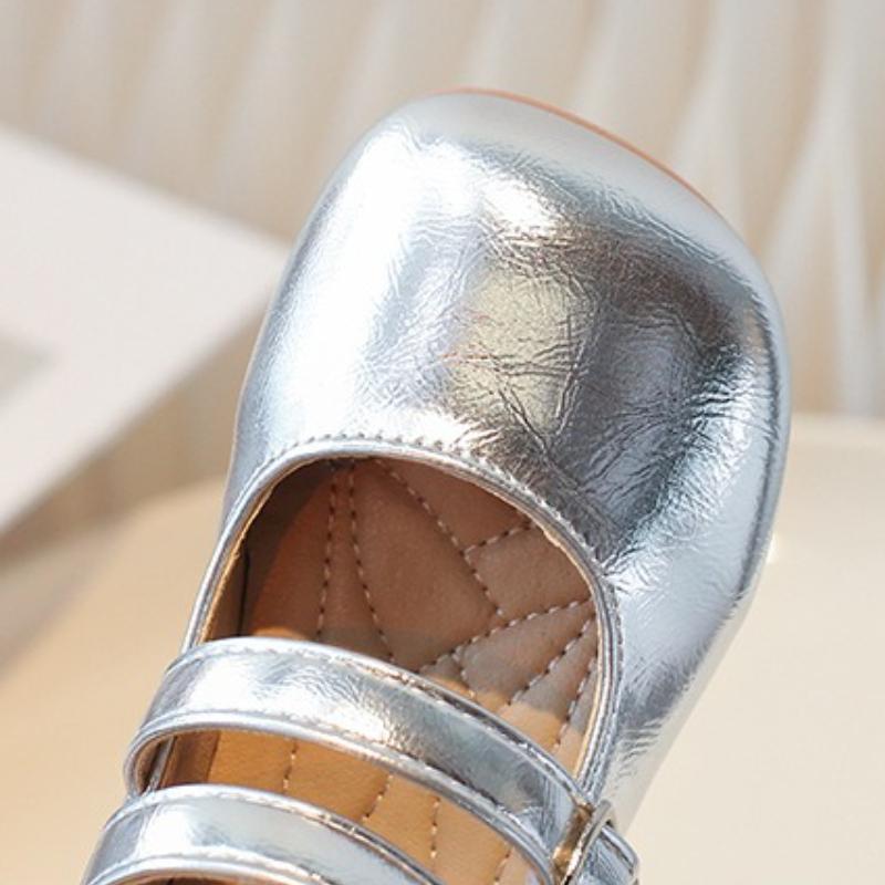 Summer Sandals New Fashion Simple Kid Shoes Comfort Soft Anti Slip Girls Shoe Exquisite Princess Daily Versatile Leather Shoes