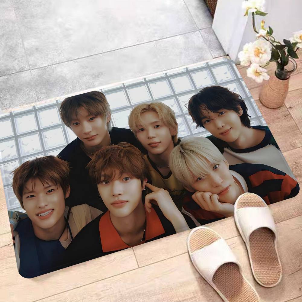 Kpop R-rIIZE Floor Mat INS Style Soft Bedroom Floor House Laundry Room Mat Anti-skid Household Carpets