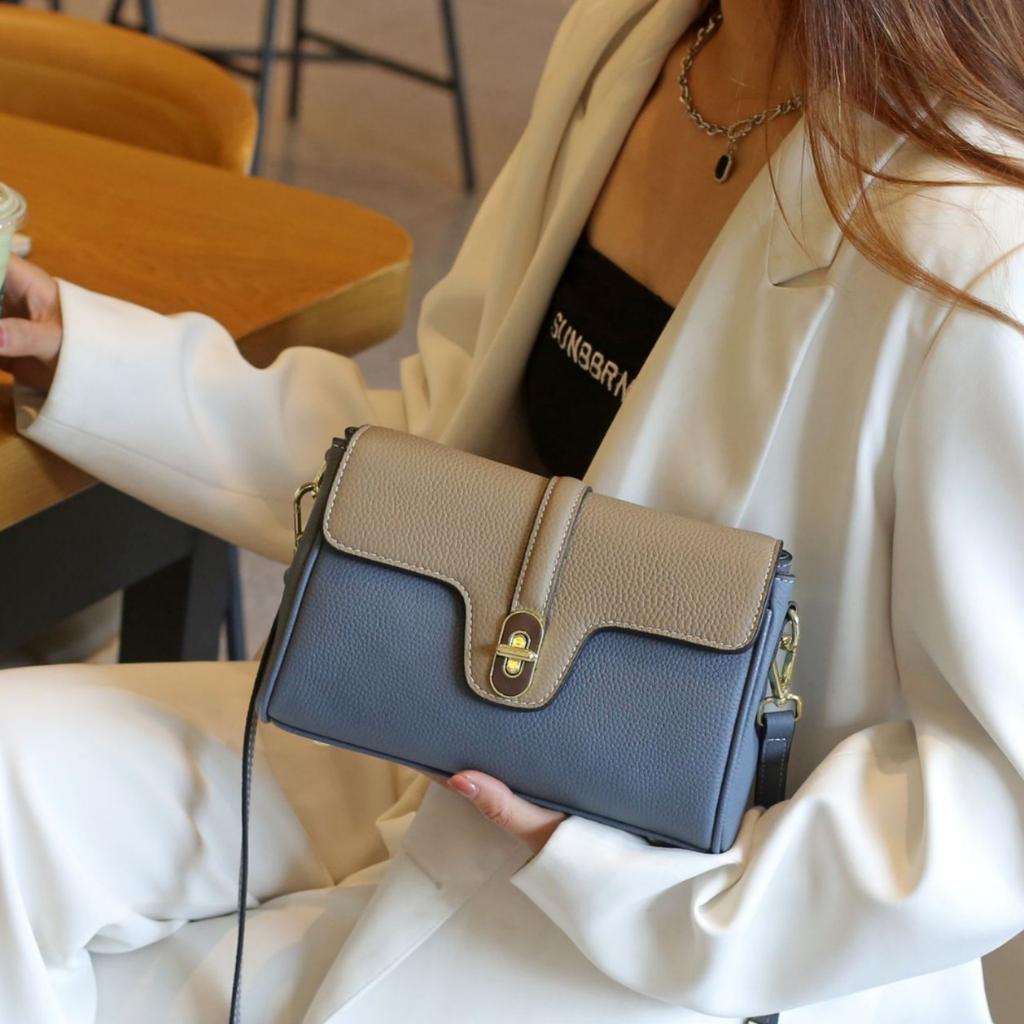 Cowhide Spring and Summer Soft Contrasting Color Niche Pillow Bag Popular Fashion Shoulder Crossbody Practical Version Soft Leather