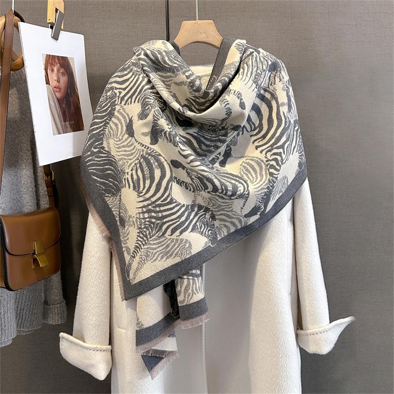 Travel Poncho Warm Cashmere Scarf Women  Luxury Thick Blanket Winter Bufanda Shawl Print New Wraps Pashmina Female Stoles
