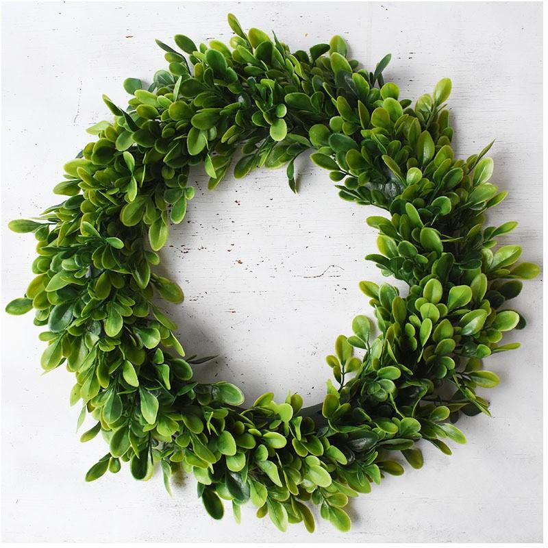Artificial Boxwood Wreath Door Decor Rustic Farmhouse Style Plastic Floral Ring Wall Hanging
