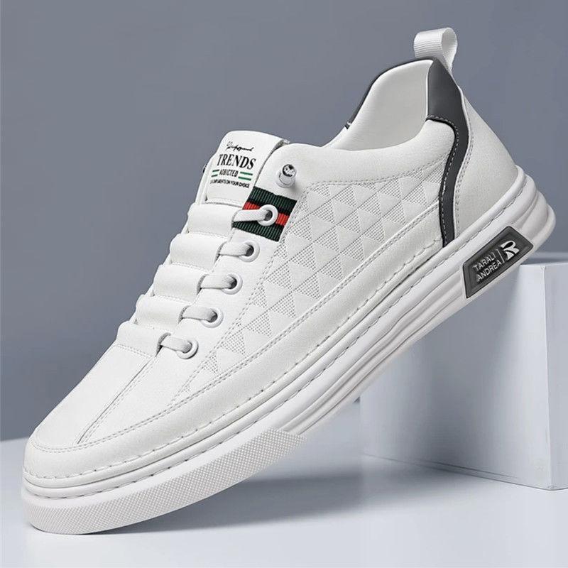 Breathable Thin Leather Little White Shoes Men's Summer 2025 New Trend Versatile Casual Sports Board Shoes Men's Summer