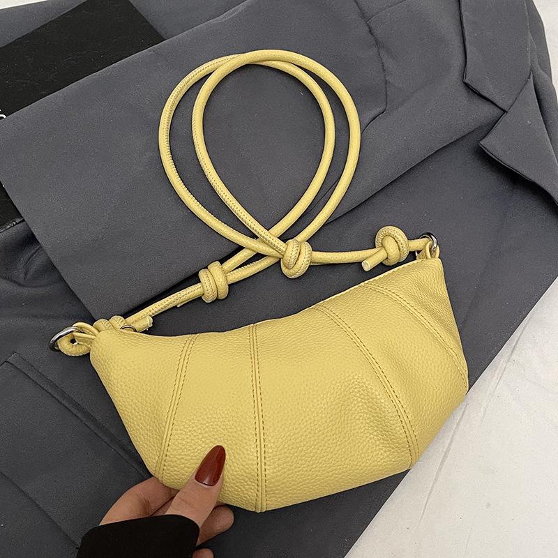 Spring and summer trend niche design simple croissant temperament versatile high-grade texture lychee pattern shoulder crossbody women's bag