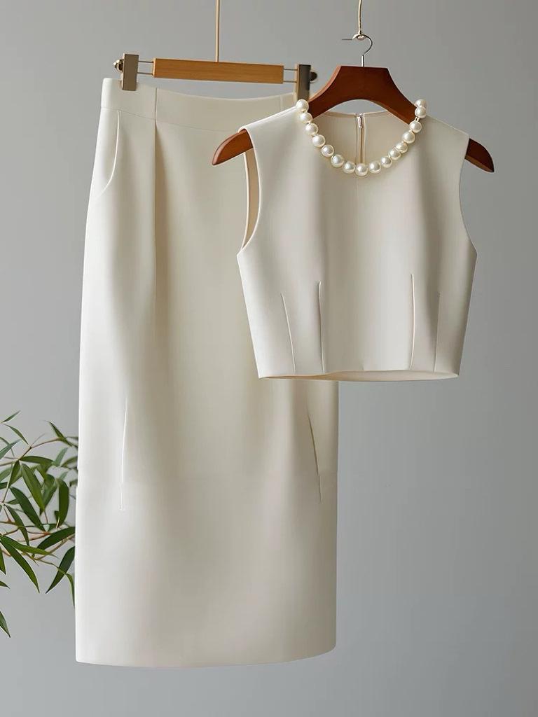 Предпродажа Осеннее поступление: Элегантный белый комплект платья-жилета для женщин