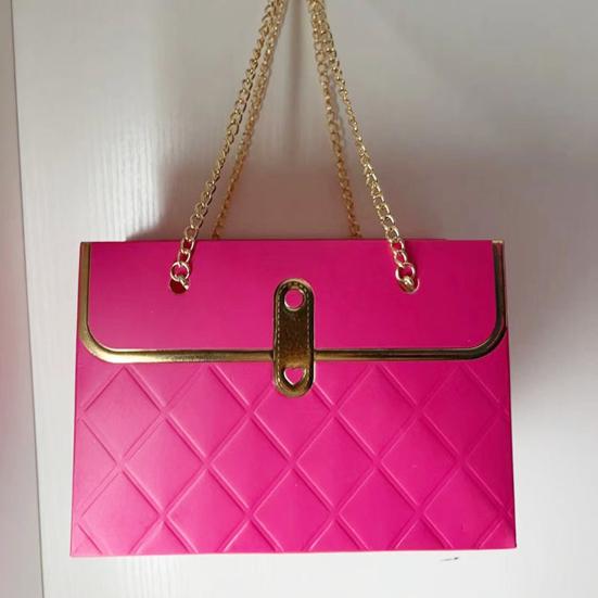 Flower Paper Gift Box with Metal Chain Bouquet Storage Bucket Small Florist Handbag Gift Craft Wrap Bag for Wedding Party Bridal Shower