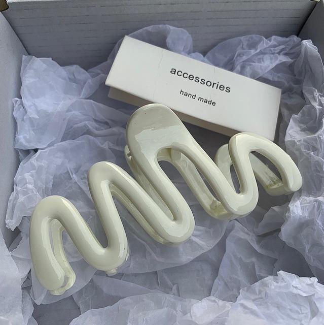 2023 Colorful Jelly Wave Hair Claw Hairpin Women Girls Fashion Design Korean Sweet Simple Irregular Hair Clip Headwear KTY