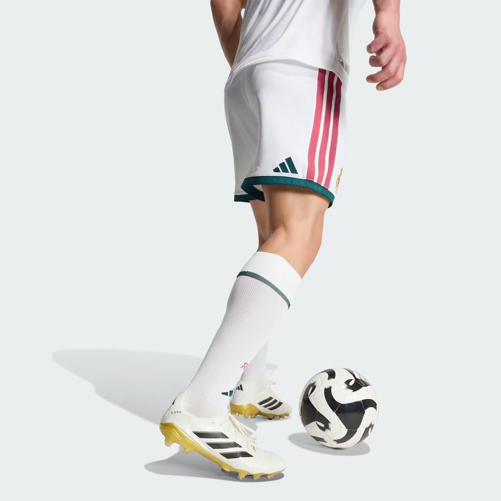 adidas Реал Мадрид Сезон 26/27 Домашние Игровая Версия Быстросохнущие Полосатые Футбольные Шорты Мужские шорты JZ7208