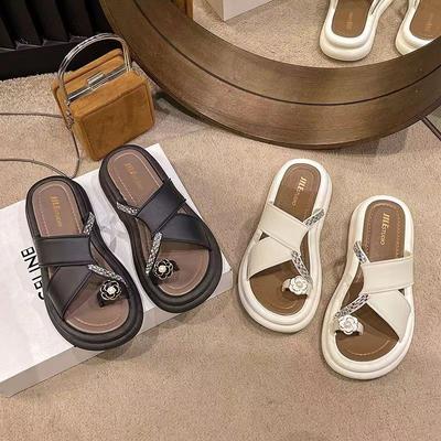 Женская обувь – Сандалии