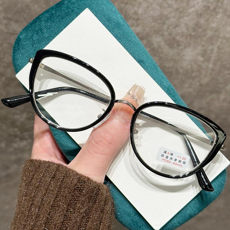 Unisex Cat Eye Presbyopia Eyeglasses Clear Lens Anti Blue Light Glasses Diopter 0 To +4.0 Compression Resistant and Durable