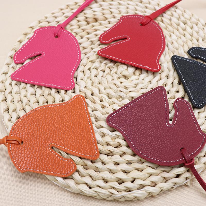 Модный кожаный милый креативный персонализированный брелок в виде головы лошади для дам, рюкзака, подвески, сумки, аксессуары