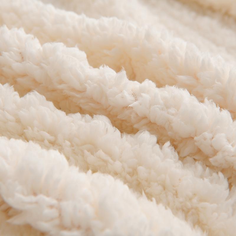 2025 New Christmas Snowflake Fleece Blanket Double Layer Thick Warm Throws Blankets for Sofa Bed Autumn Winter Faux Wool Blanket