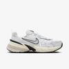 V2K Run Summit White Metallic Silver FD0736-100