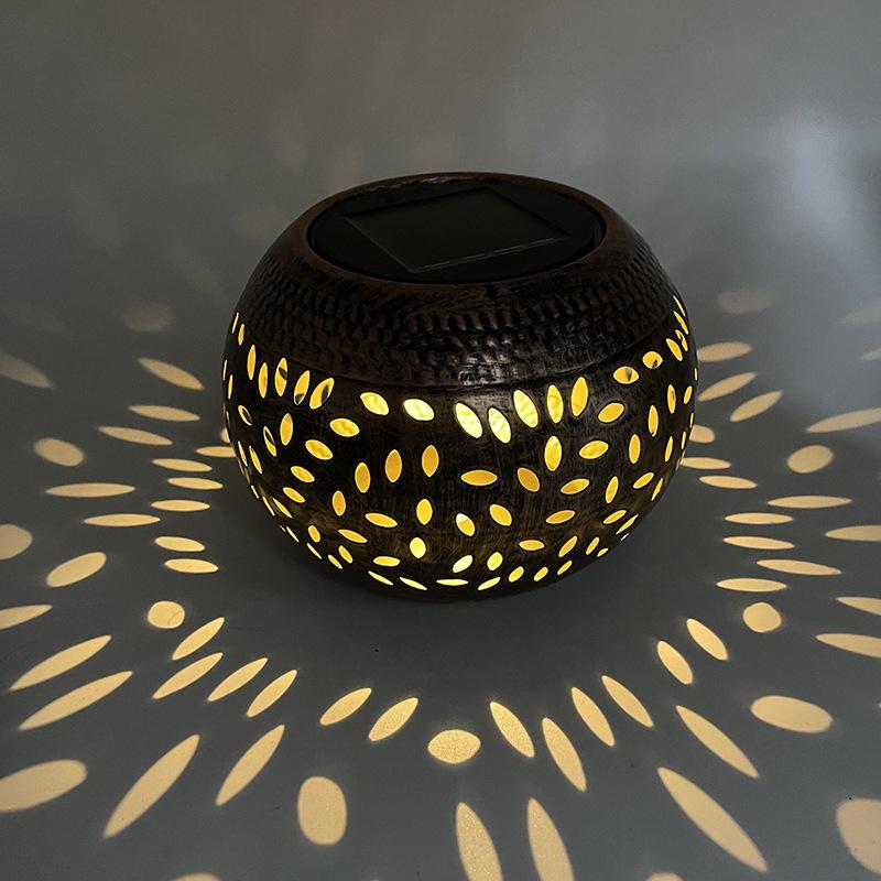 Солнечная кованая железная садовая пепельница-украшение: Полая подсветка для внутреннего/наружного балкона и ландшафтного декора виллы.