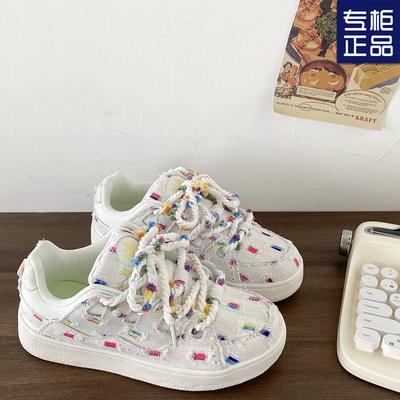 2024 летние новые белые туфли Xiaoxiangfeng в стиле ретро в стиле Гонконга шикарные туфли радужные журавлиные туфли женские туфли для хлеба