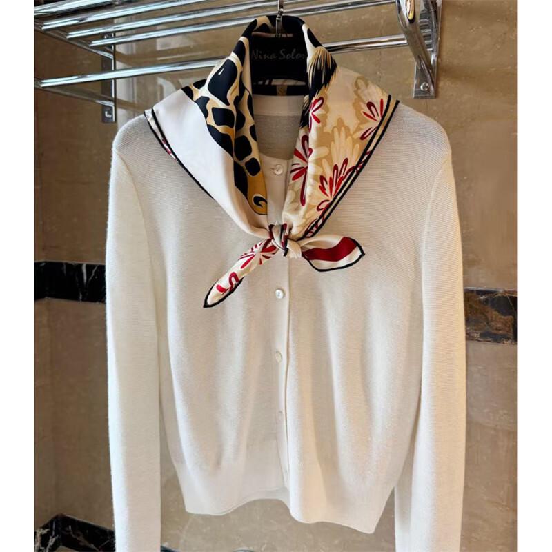 NINA SOLOR 16 Momme Twill Silk Scarf