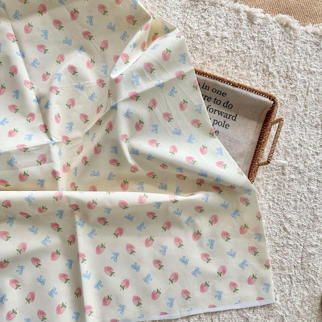 Цифровая печать 100% хлопок корейская мультяшная цветочная ткань для женской, детской и взрослой одежды