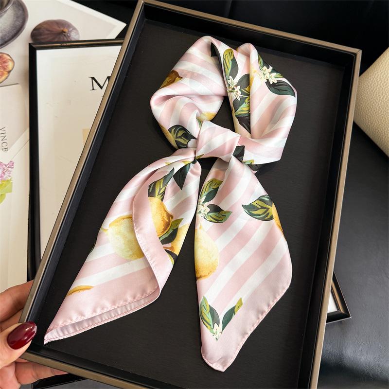 Geometric Lemon Simulation Silk Printing Women's Silk Scarf Square Scarf Premium Shawl Sunscreen Neck Scarf Headscarf Scarf