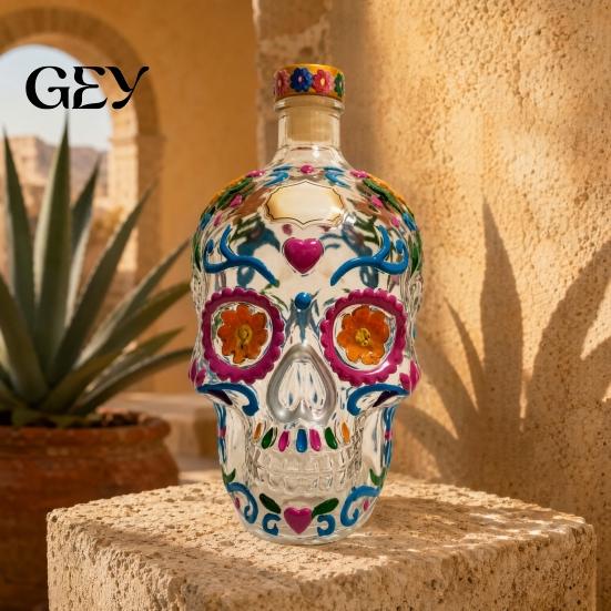 Skull Shaped Wine Bottle Shape Glass Whiskey Decanter, 350ml Liquor with Stopper, Men Bar Decor 3D Gothic Home Decor, Unique Gift for Dispenser
