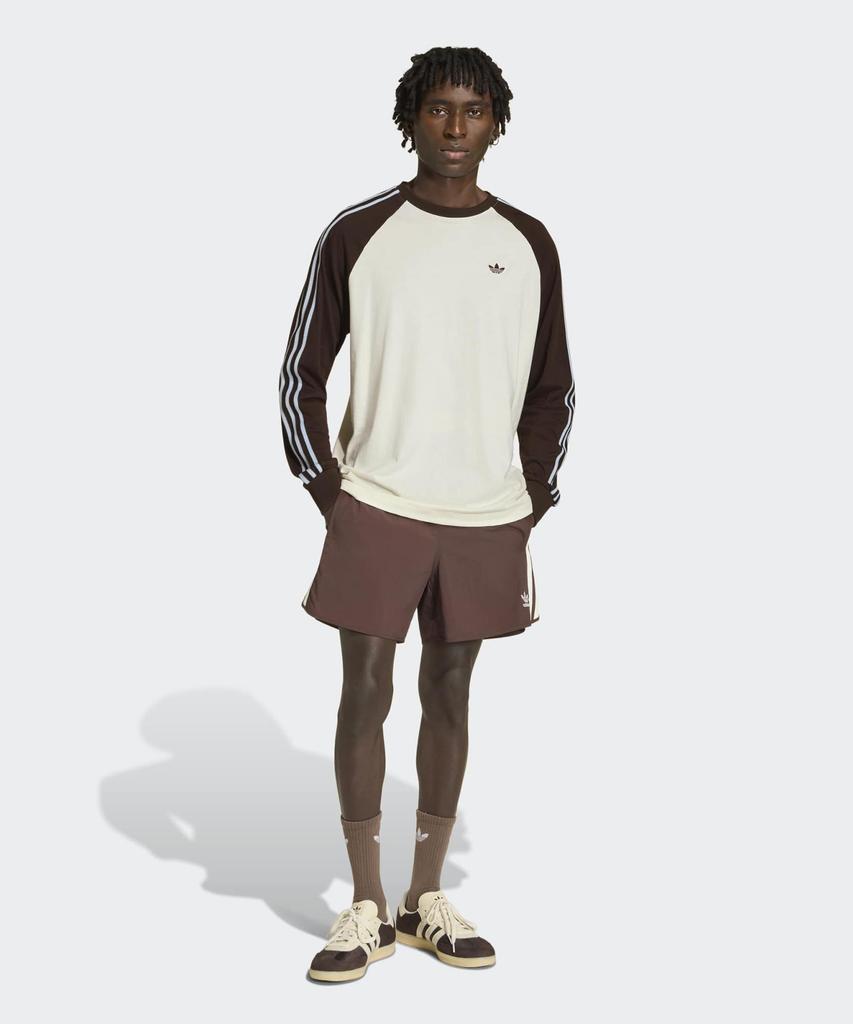 adidas Футболка Britcore Cali - Белая: Aura Coffee / Hz3829