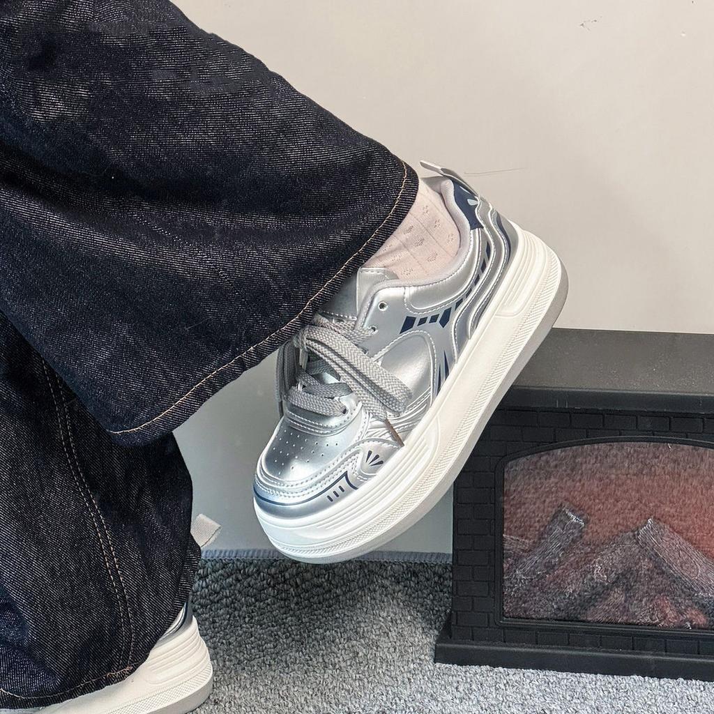 Супермягкие толстоподошвенные серебристые универсальные повседневные осенние кожаные дышащие модные износостойкие туфли на платформе-маффин женские