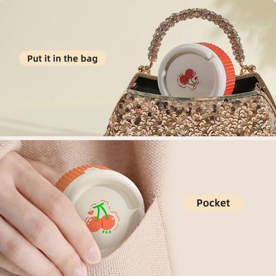 Портативная таблетница 2-в-1 со складным стаканом для воды, большая вместимость, 4 отделения, влагозащищенный органайзер для лекарств для путешествий