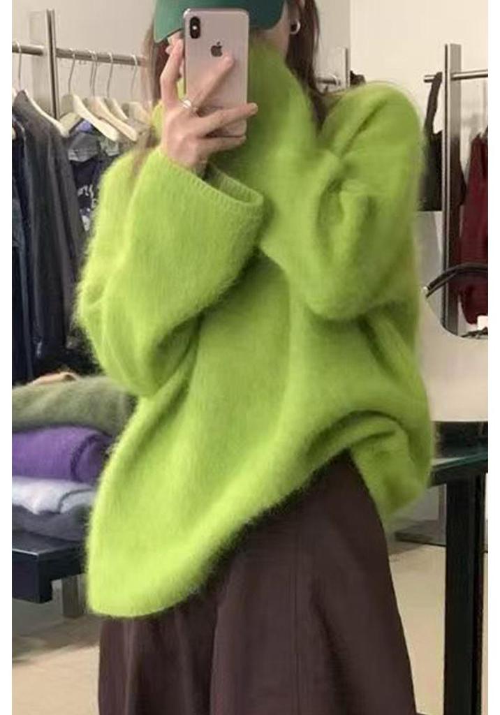 Soft Milk-Toned Cucumber Green Women's Plush Sweater 2026: Cozy Loose-Fit Autumn Knit Pullover