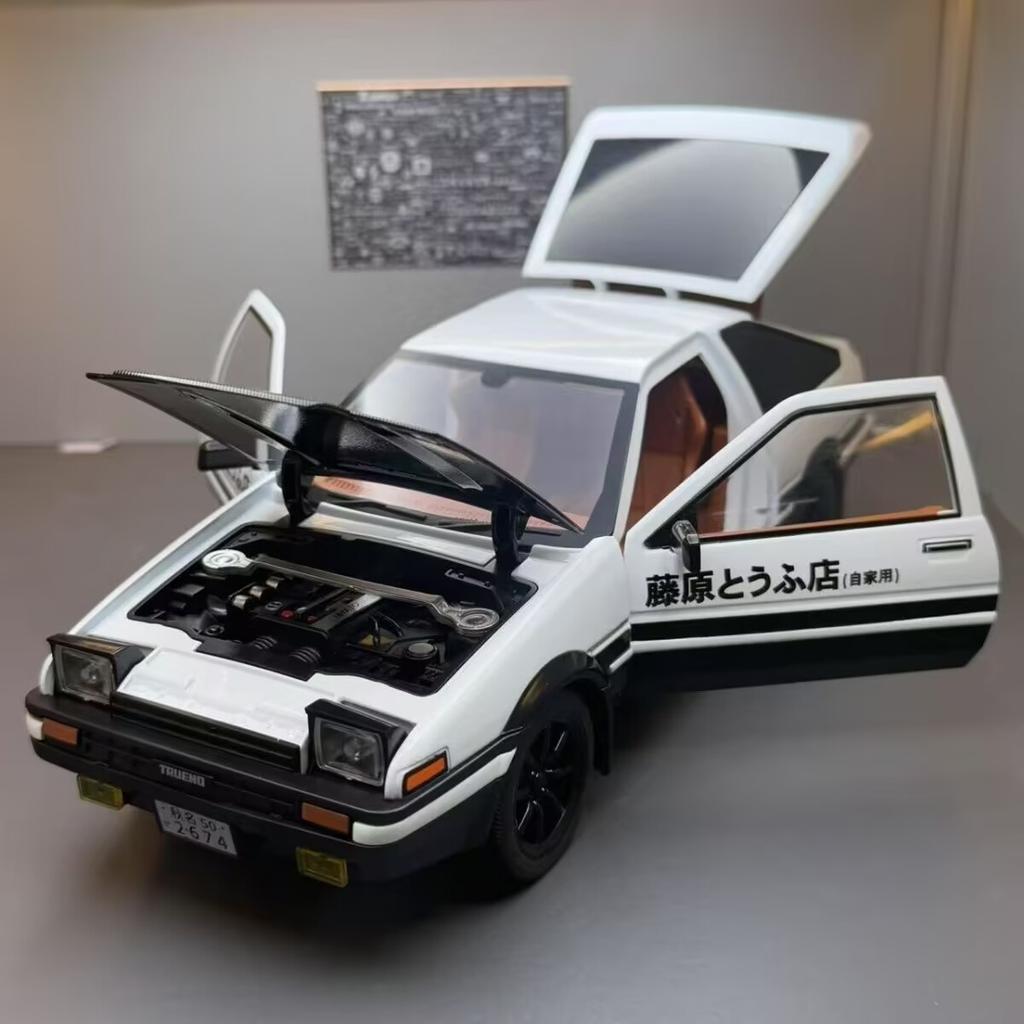 1:18 Моделей Машин из Фильма Initial D Ae86 Сплав Спортивная Машина Модель Литье под Давлением Металл Классическая Гоночная Машина Машины Модель Звук Свет Игрушки для Детей Подарок