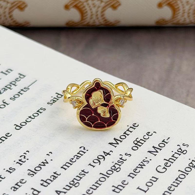 Новогоднее Анкара Красная Капля Масла Кольцо Удачи Zir*****Pen Ретро Легкая Роскошь Нишевый Премиальный Чувственный Кольцо на Указательный Палец Женское