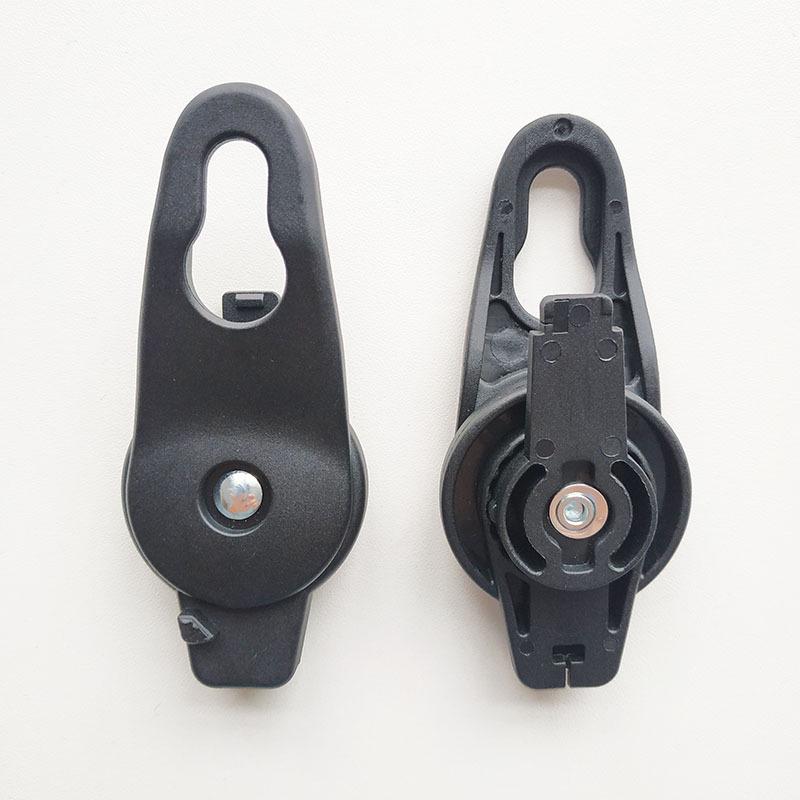 DOONA Переноска для ребенка 4-в-1: Чехол на автокресло, Дождевик, Москитная сетка, Подвесная сумка, Сумка для мамы, Солнцезащитный козырек, Аксессуары для колес.