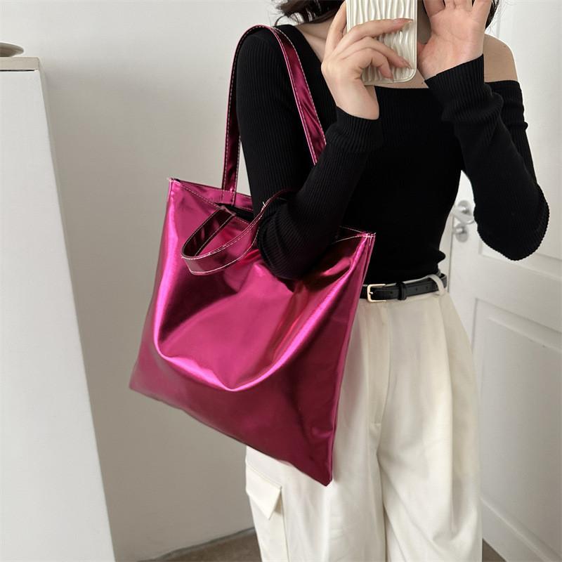 Casual Trendy Tote Bag With Polyester Lining And Inner Patch Pocket Medium Size