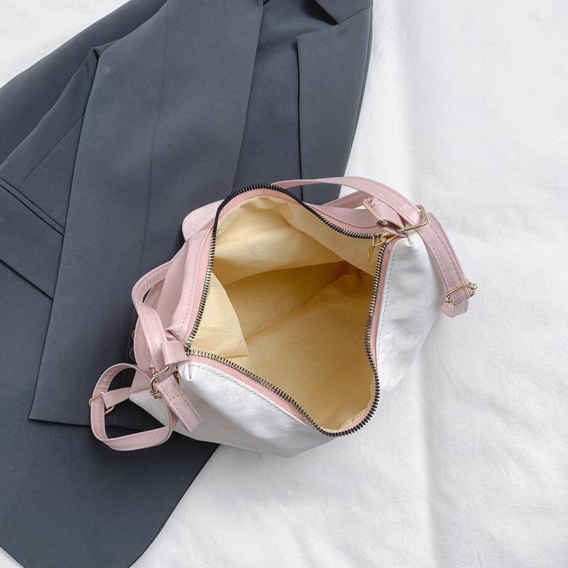 Women's Bag New Cute Niche Fashion Simple Commuting Texture Versatile Shoulder Backpack