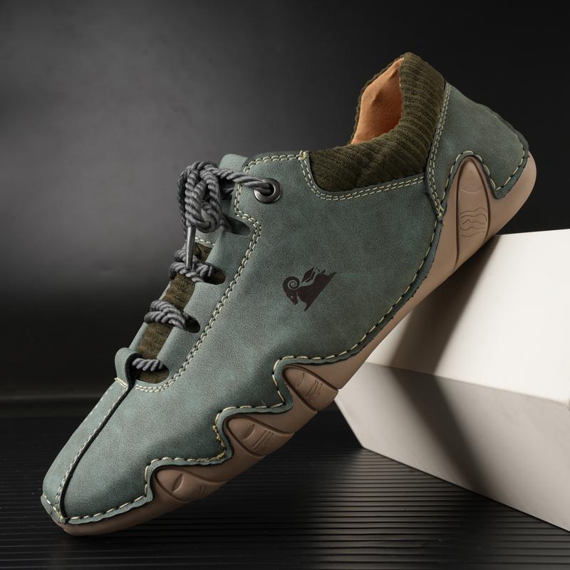 Модная повседневная обувь для мужчин, кожаные кроссовки, легкие туфли на плоской подошве для вождения, удобные мокасины для мужчин, новинка 2024 г.