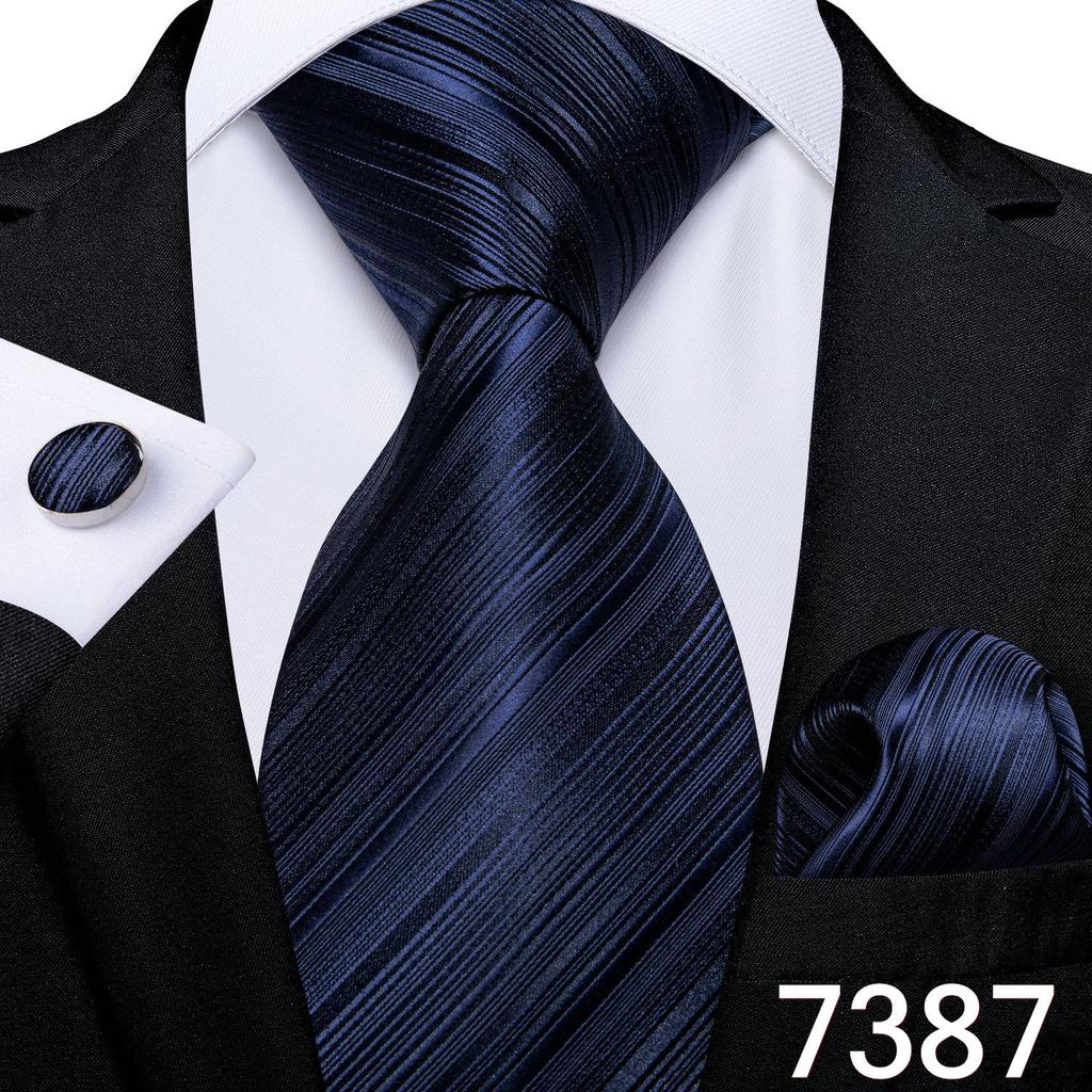 Мужской набор: Шёлковый галстук, карманный платок и запонки