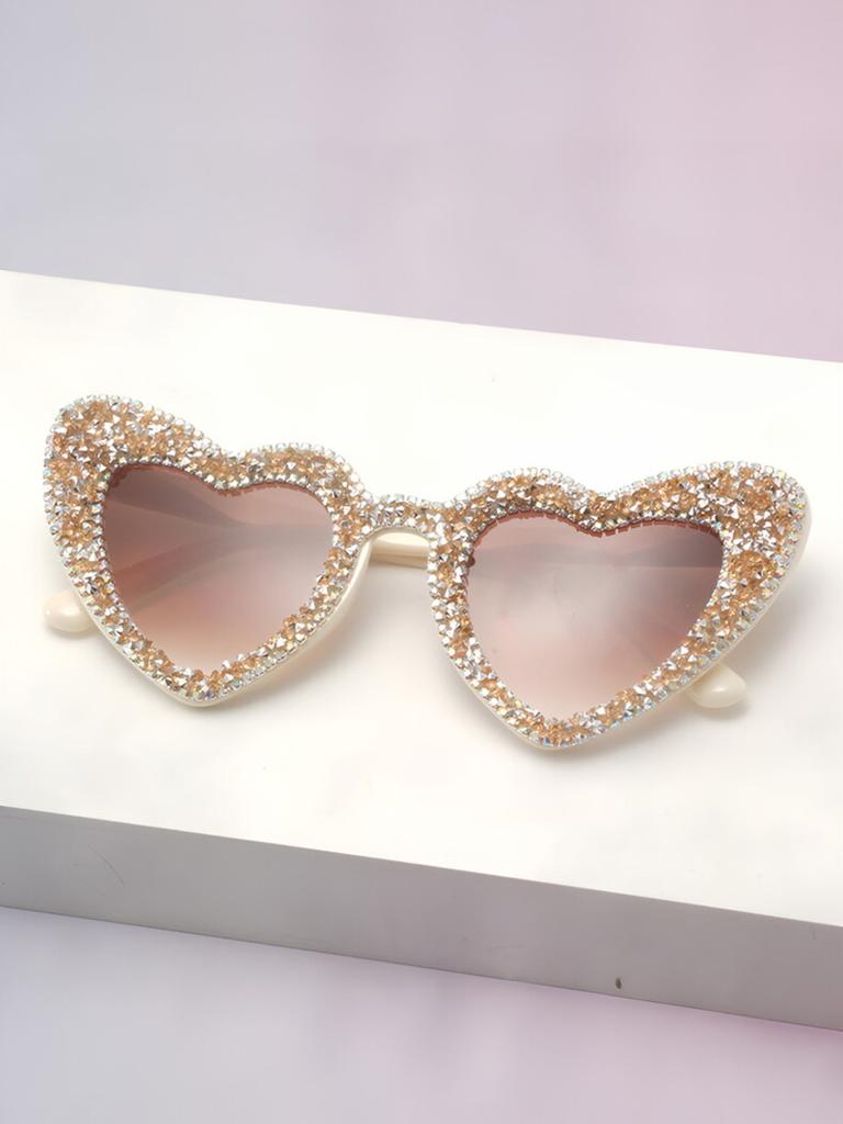 2026 Cute Diamond Encrusted Heart Style Women Sunglasses Trendy Female Sun Glasses Romantic Lady Light Luxury Gift KJ162