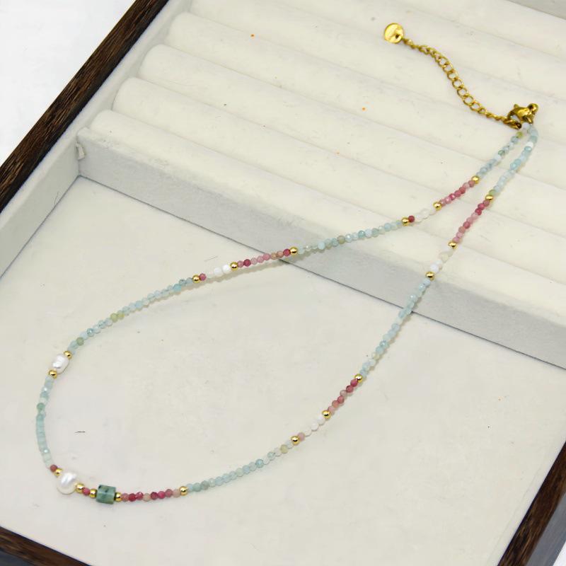 Чокер с жемчугом пресной воды и натуральными камнями - Универсальное колье-чокер для женщин