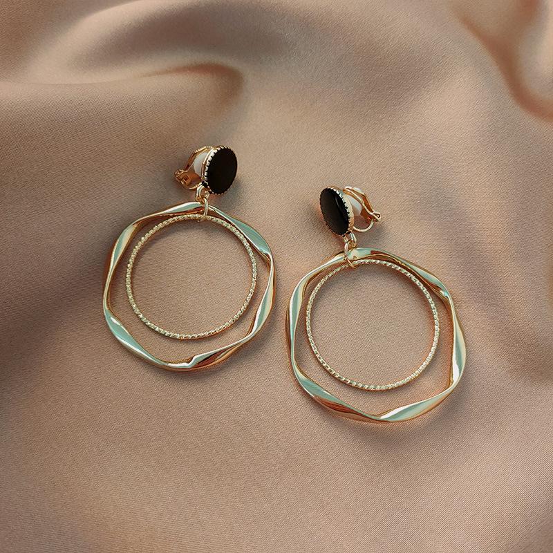 Korean Version of Advanced Ear Clip Without Ear Hole Women's Fashion Retro Versatile Cool Style Temperament Simple Earrings
