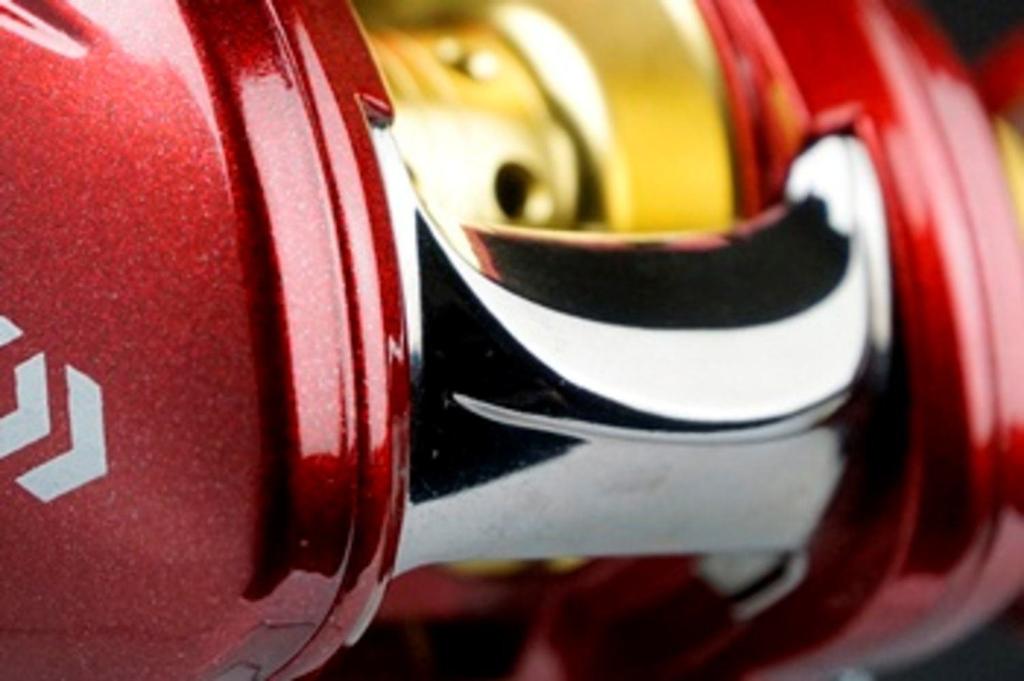 Daiwa Двухосная катушка 16 Plead 150SH-DH (Модель 2016 года)