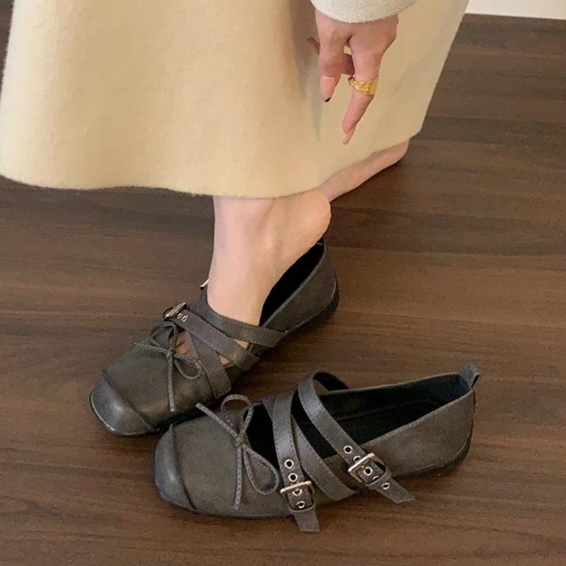 2005 New Fashion Flat Bottom Spring Square Toe Women Mary Jane Fashion Cross Buckle Ladies Casual Dress Ballet Flats Shoes