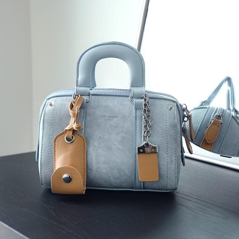 New Boston Handbag Women's 2025 New Trend Denim Blue High Quality Hand Pillow Bag Fashion Bag